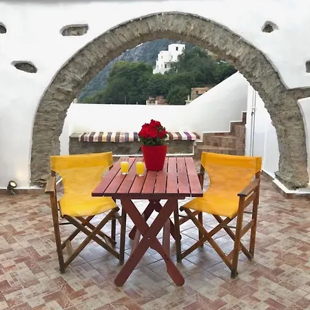 Lejlighed Traditional House In *